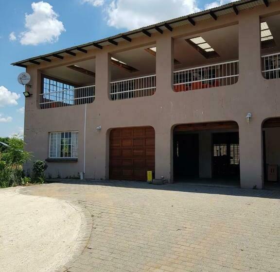 펜션 Quarterdeck Villa