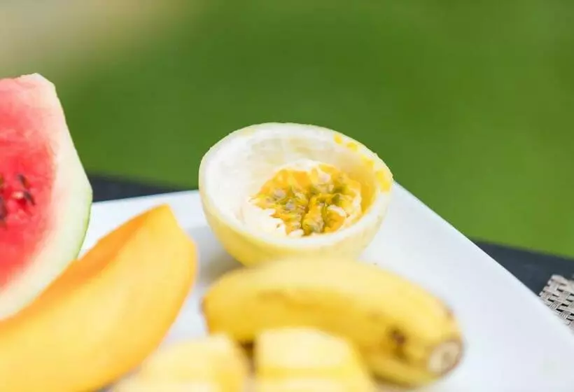 Lomakeskus Shine Wave Turtle Beach