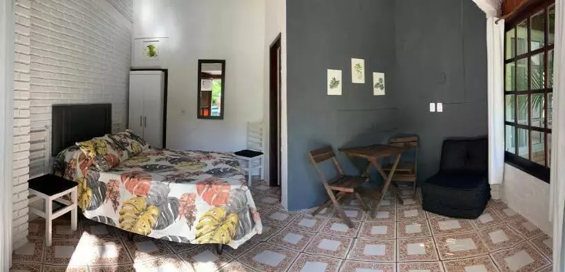 ユースホステル Pousada Em Bombinhas Jardin Flamingo
