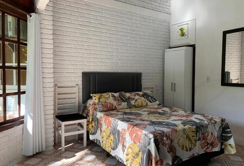 هاستل Pousada Em Bombinhas Jardin Flamingo