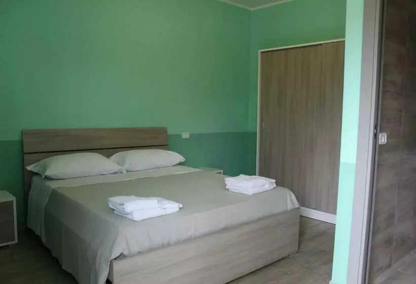 ベッドアンドブレックファースト Agriturismo Agri Mediterraneo