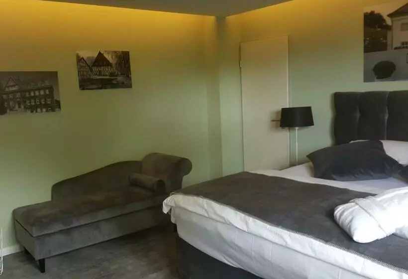 هتل Hilleringmann