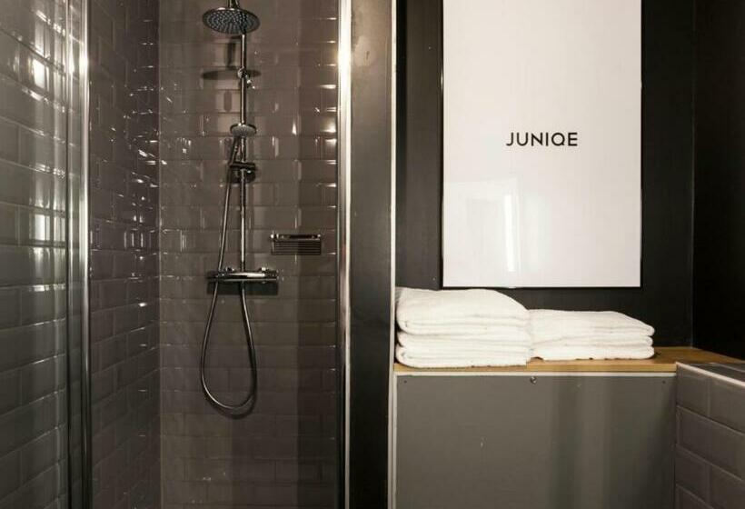 هتل P182 Hidden Hostel