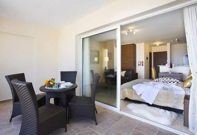 Club Coral View Resort