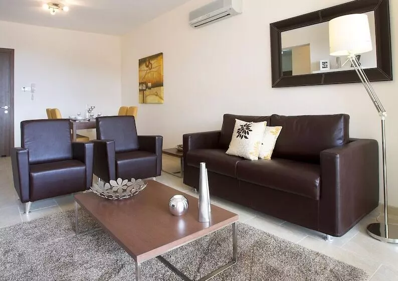 Club Coral View Resort