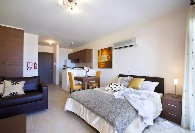 Club Coral View Resort