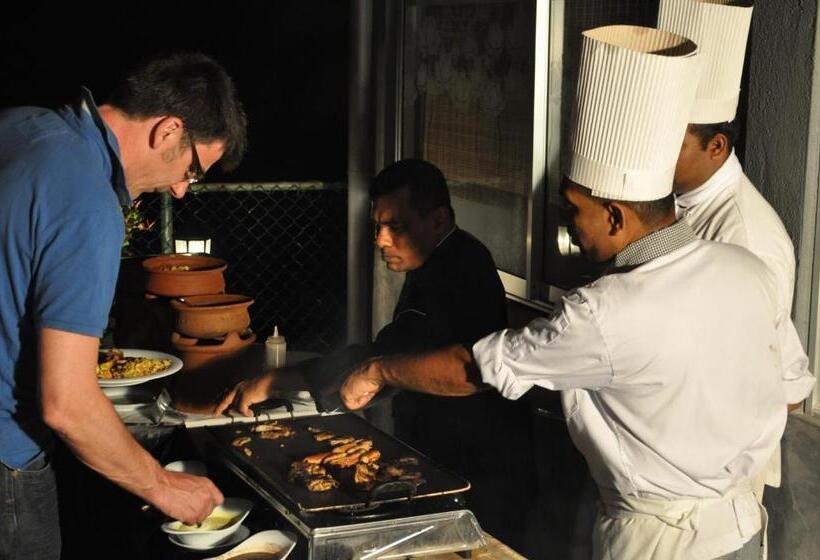Amaara Sky Hotel Kandy
