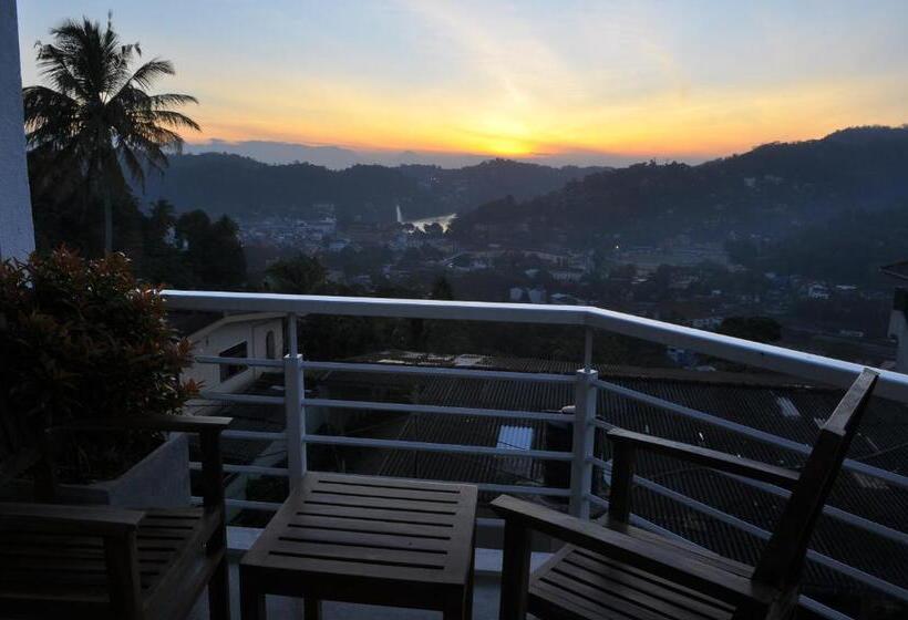 Amaara Sky Hotel Kandy