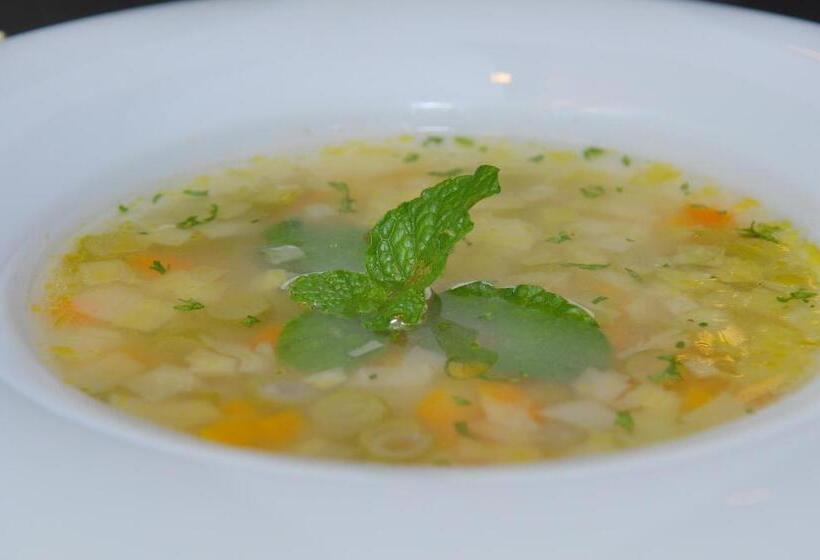 Amaara Sky Hotel Kandy