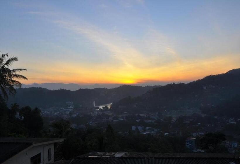 Amaara Sky Hotel Kandy