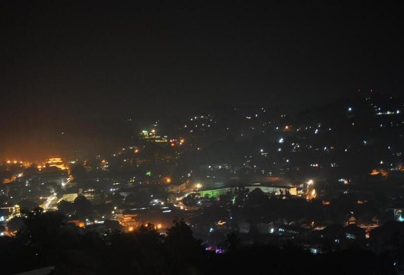 Amaara Sky Hotel Kandy