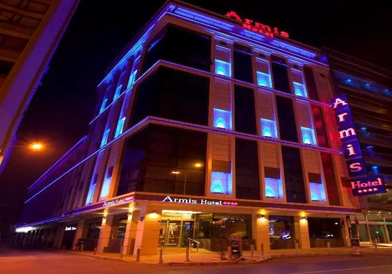 Hotel Armi̇s