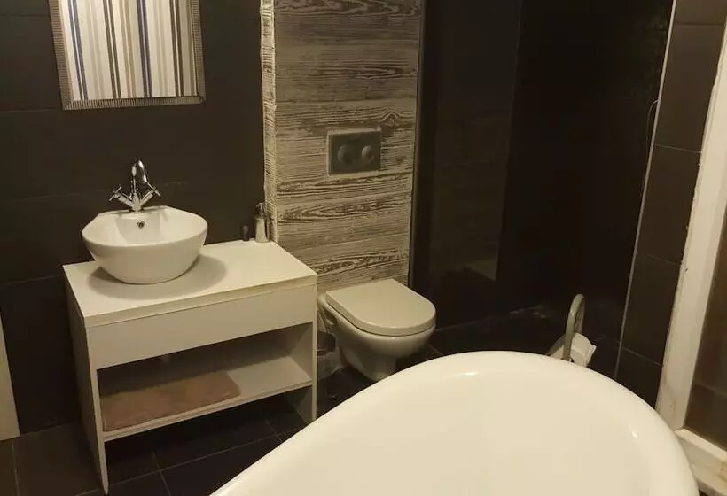 هتل Corner Boutique