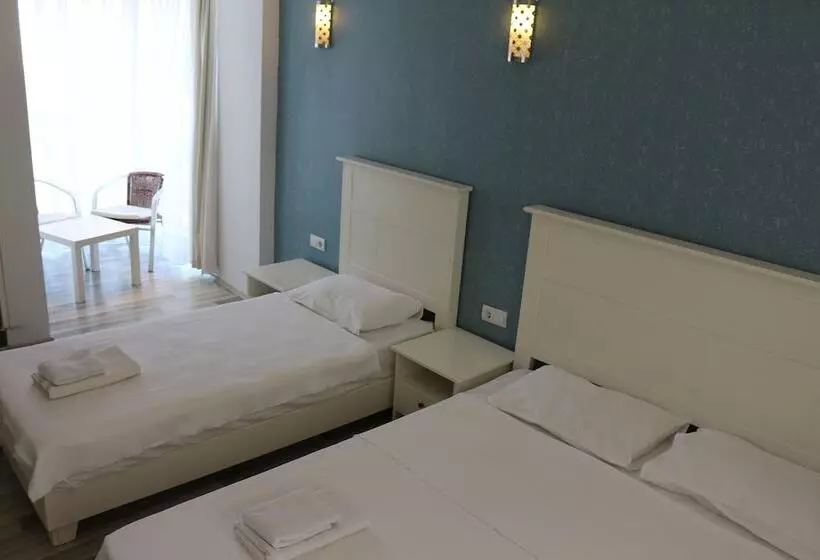 هتل Corner Boutique