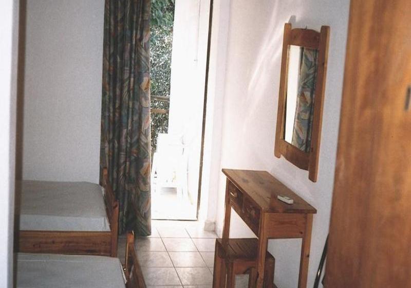 فندق Dina S Rooms