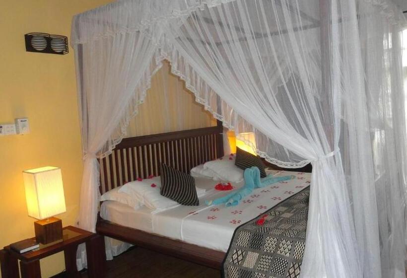 فندق Flower Garden