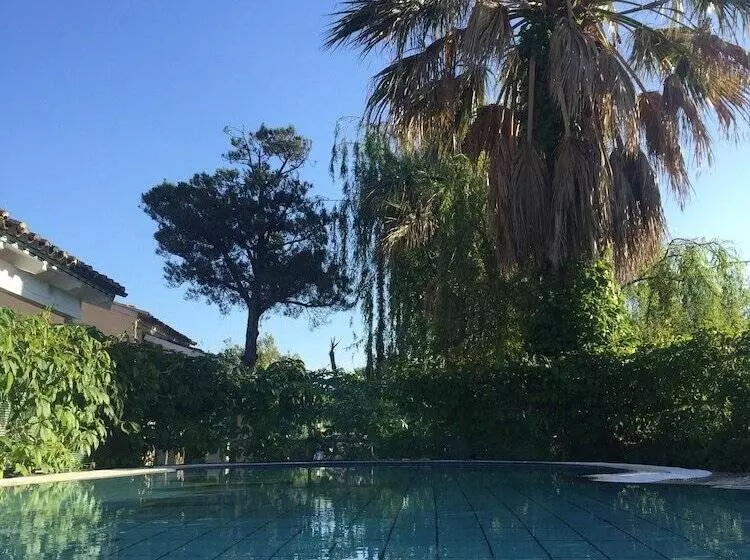 בית מלון כפרי Ilena