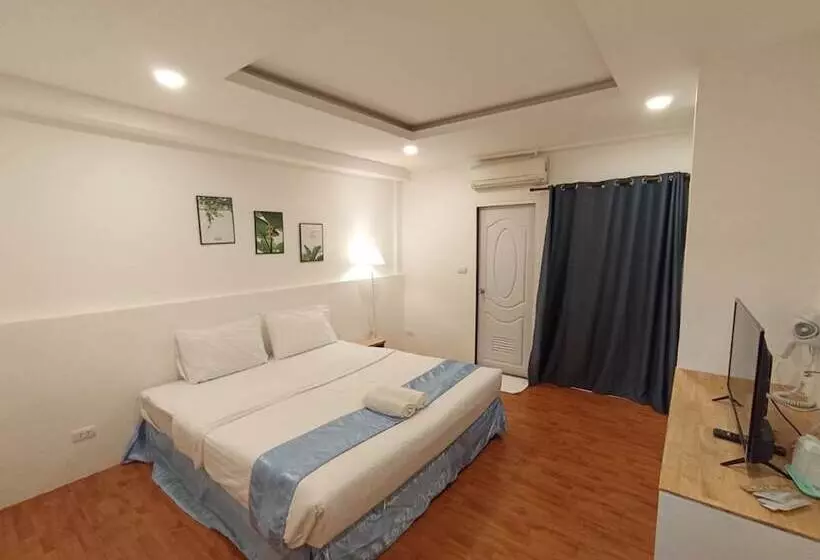 Отель Inspire House