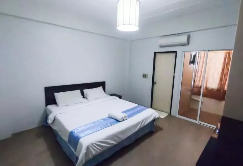 Отель Inspire House