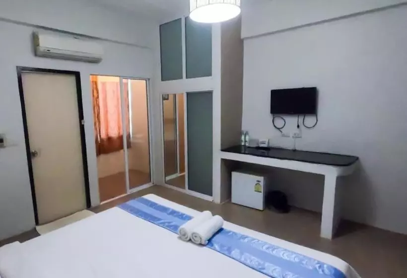 Отель Inspire House