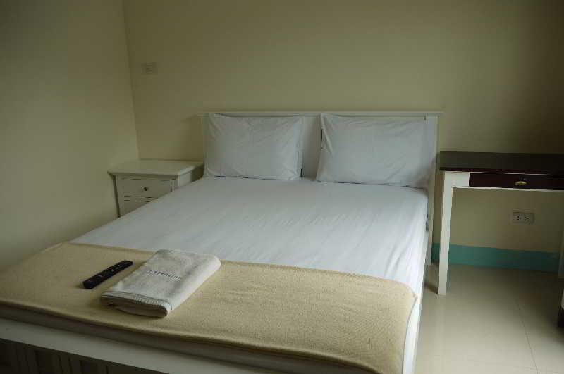 فندق J Apartment