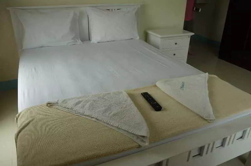 هتل J Apartment