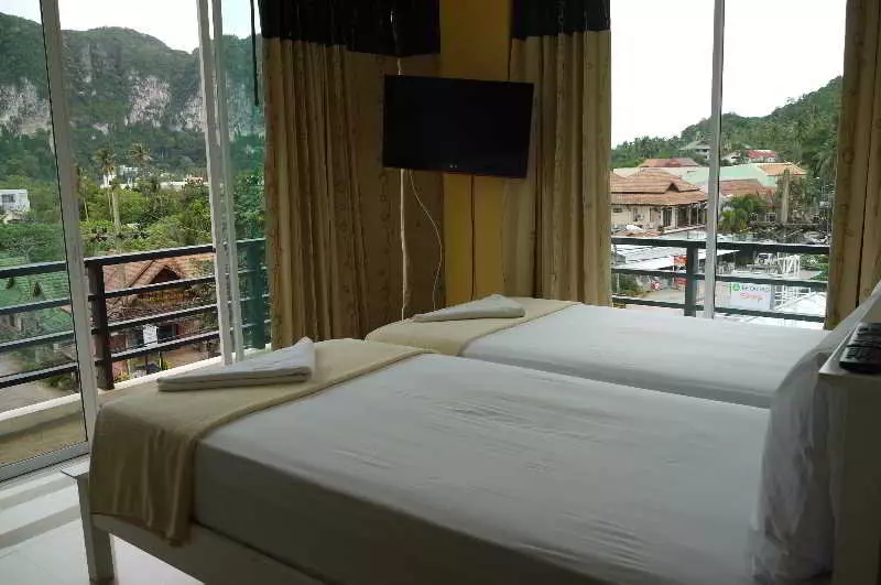 هتل J Apartment