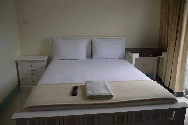 هتل J Apartment