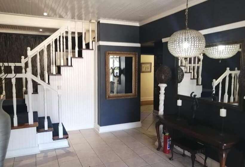 בית מלון כפרי Knysna Wayside Inn