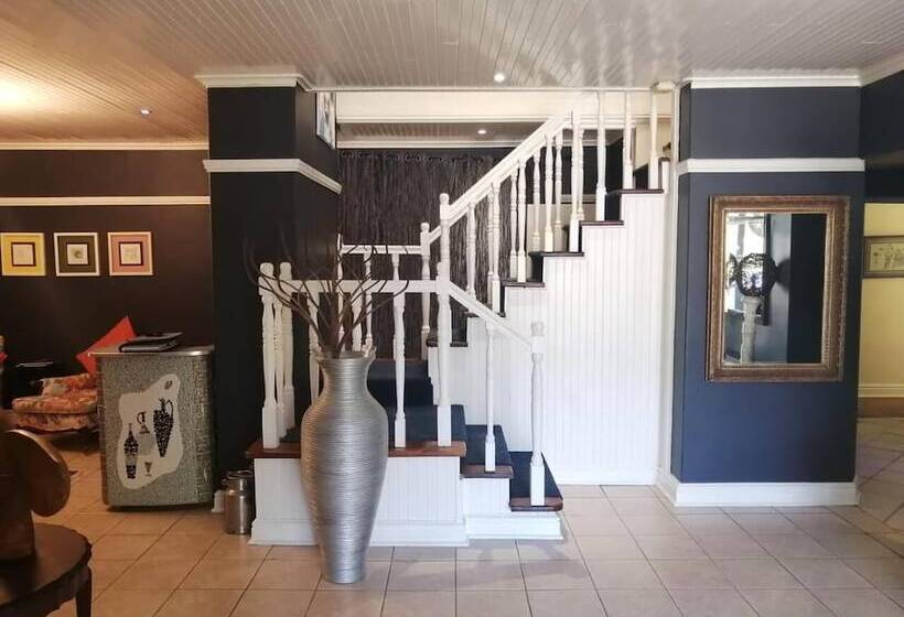 בית מלון כפרי Knysna Wayside Inn