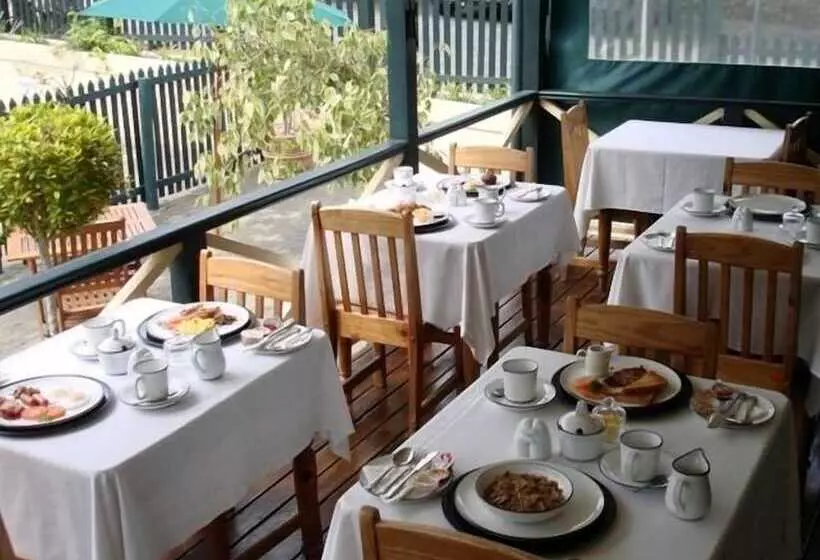 בית מלון כפרי Knysna Wayside Inn