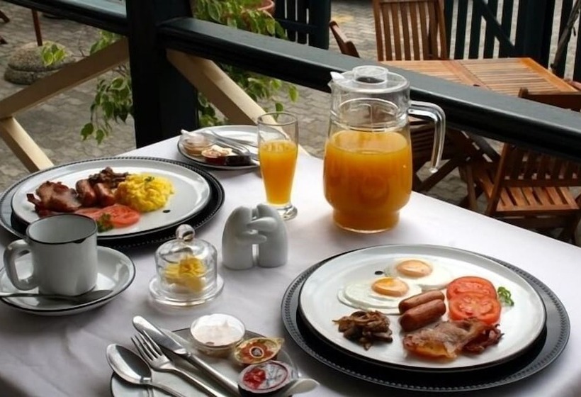 בית מלון כפרי Knysna Wayside Inn