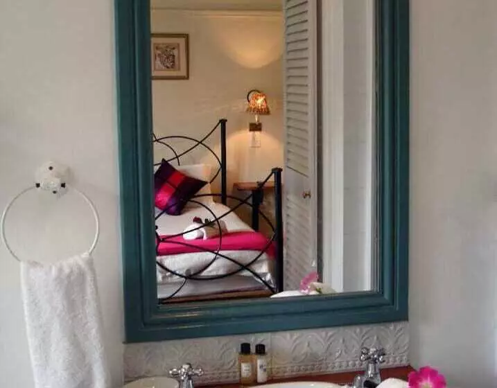 בית מלון כפרי Knysna Wayside Inn