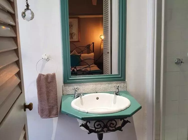 בית מלון כפרי Knysna Wayside Inn