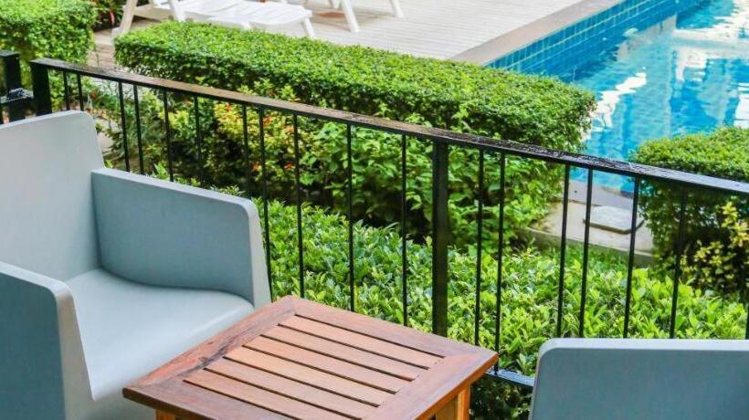 호텔 Lalune Beach Resort