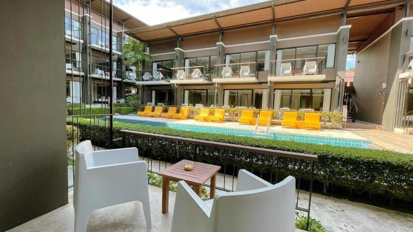 호텔 Lalune Beach Resort