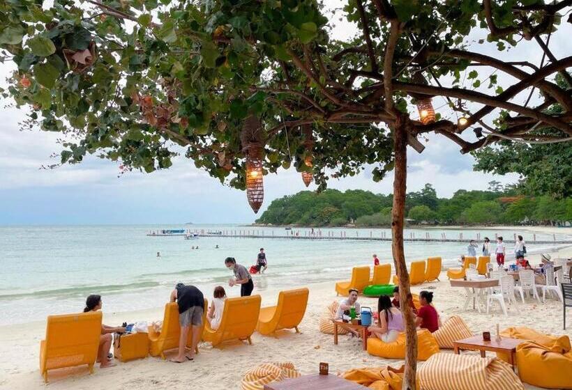 호텔 Lalune Beach Resort