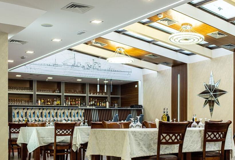 فندق Lira Pacific Apart