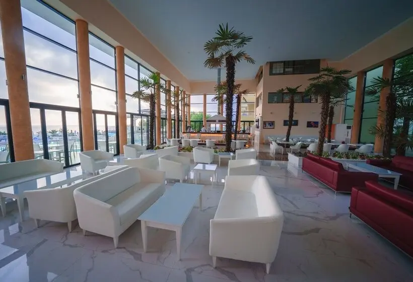 ホテル Perla Beach Luxury   All Inclusive & Free Beach Access