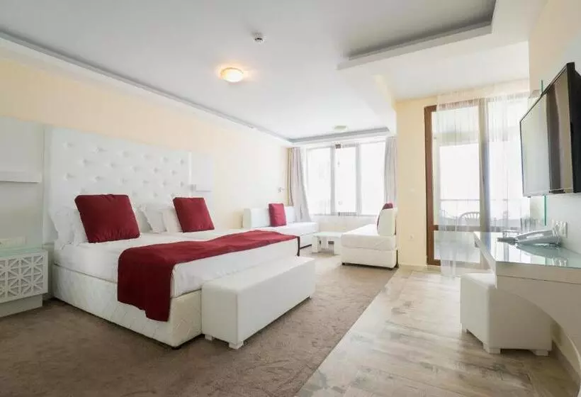 هتل Perla Beach Luxury All Inclusive & Free Beach Access