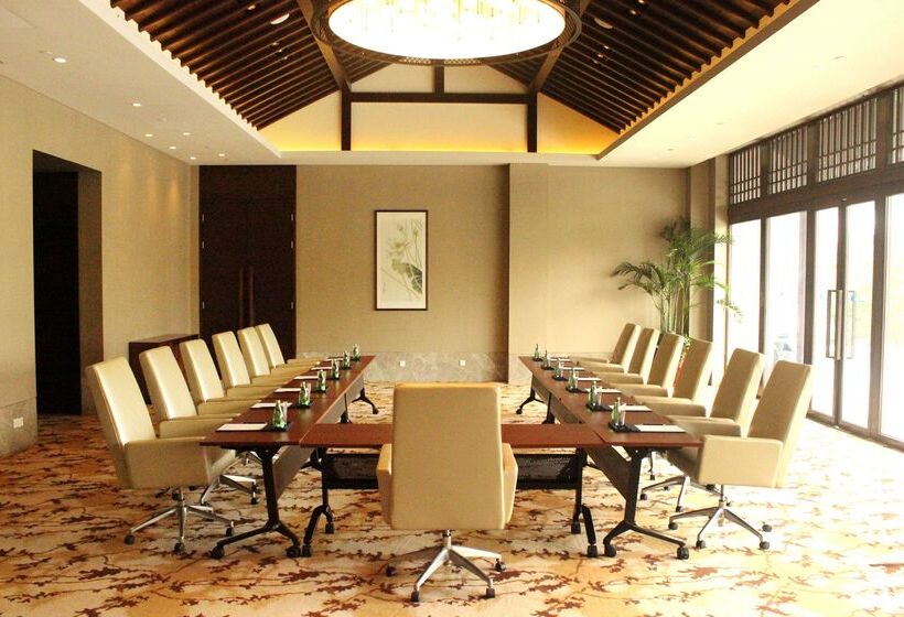 酒店 Radisson Blu Resort Wetland Park