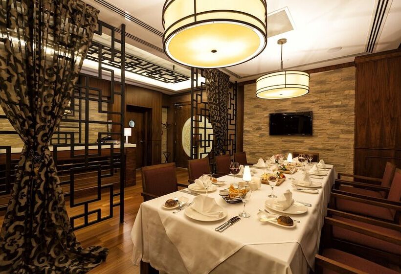 Отель Ramada Plaza By Wyndham Izmit