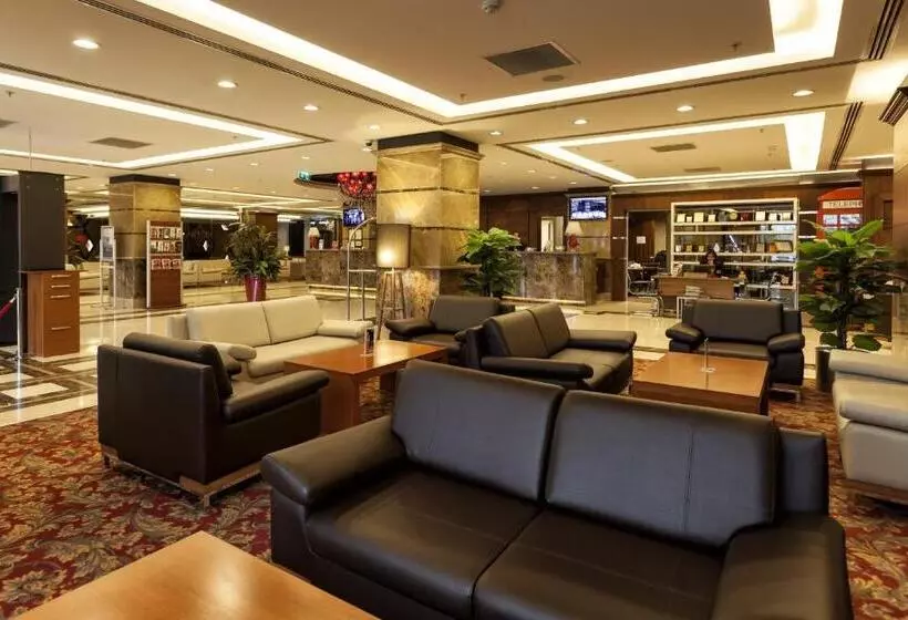 ホテル Ramada Plaza By Wyndham Izmit