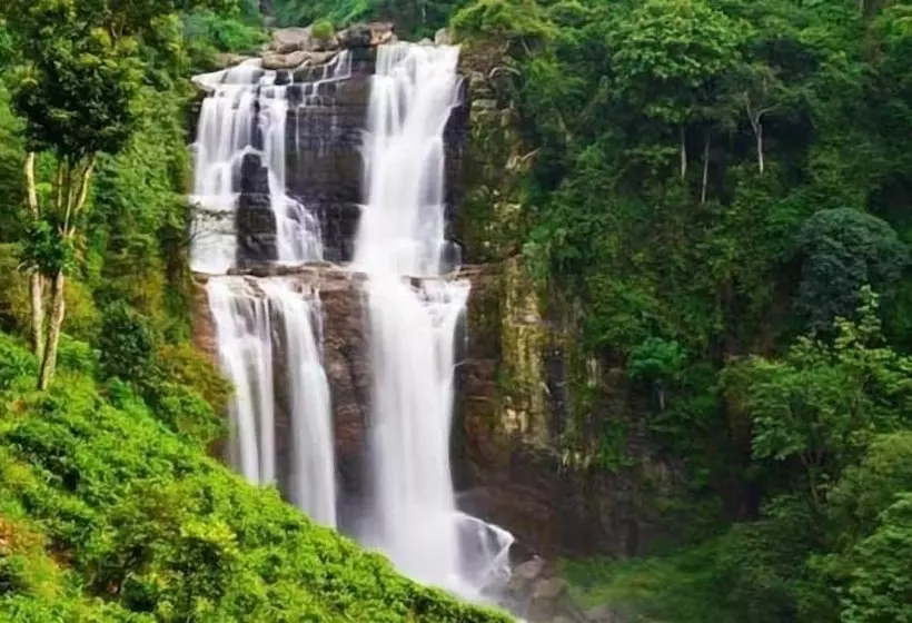 호텔 Ramboda Falls