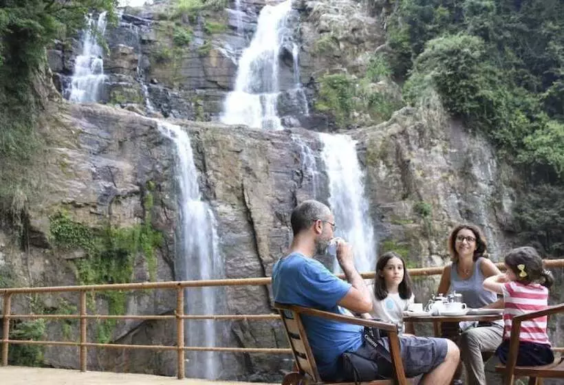 호텔 Ramboda Falls