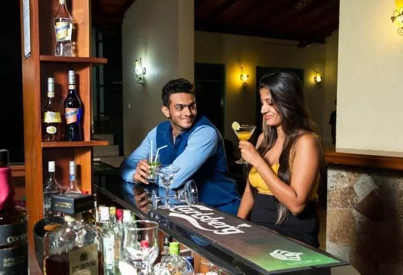 호텔 Ramboda Falls