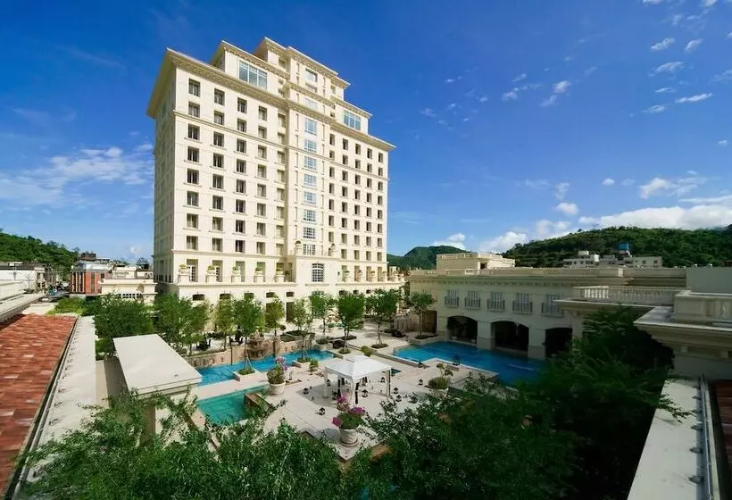 هتل Rsl Cold & Hot Springs Resort Suao