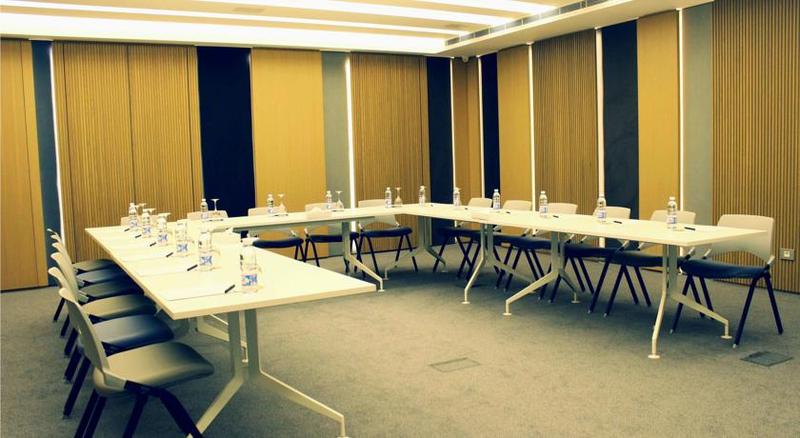 هتل Saifi Suites Beirut