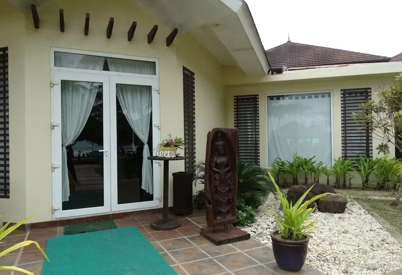 Hotel Four Points By Sheraton Palawan Puerto Princesa