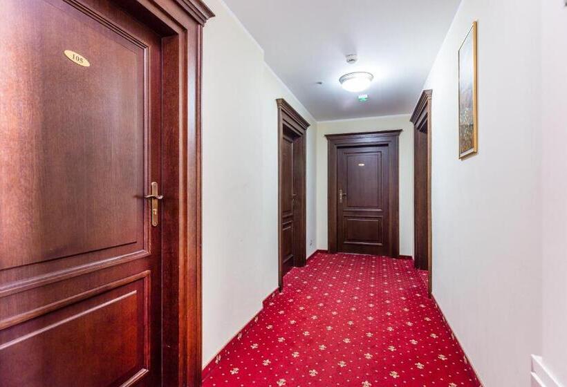 בית מלון כפרי Willa Carlton